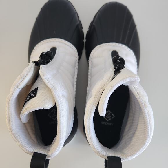 Sperry Women's Duck Float Zip Seacycled Winter Boot, Black/White, 9.5 - Picture 7 of 11